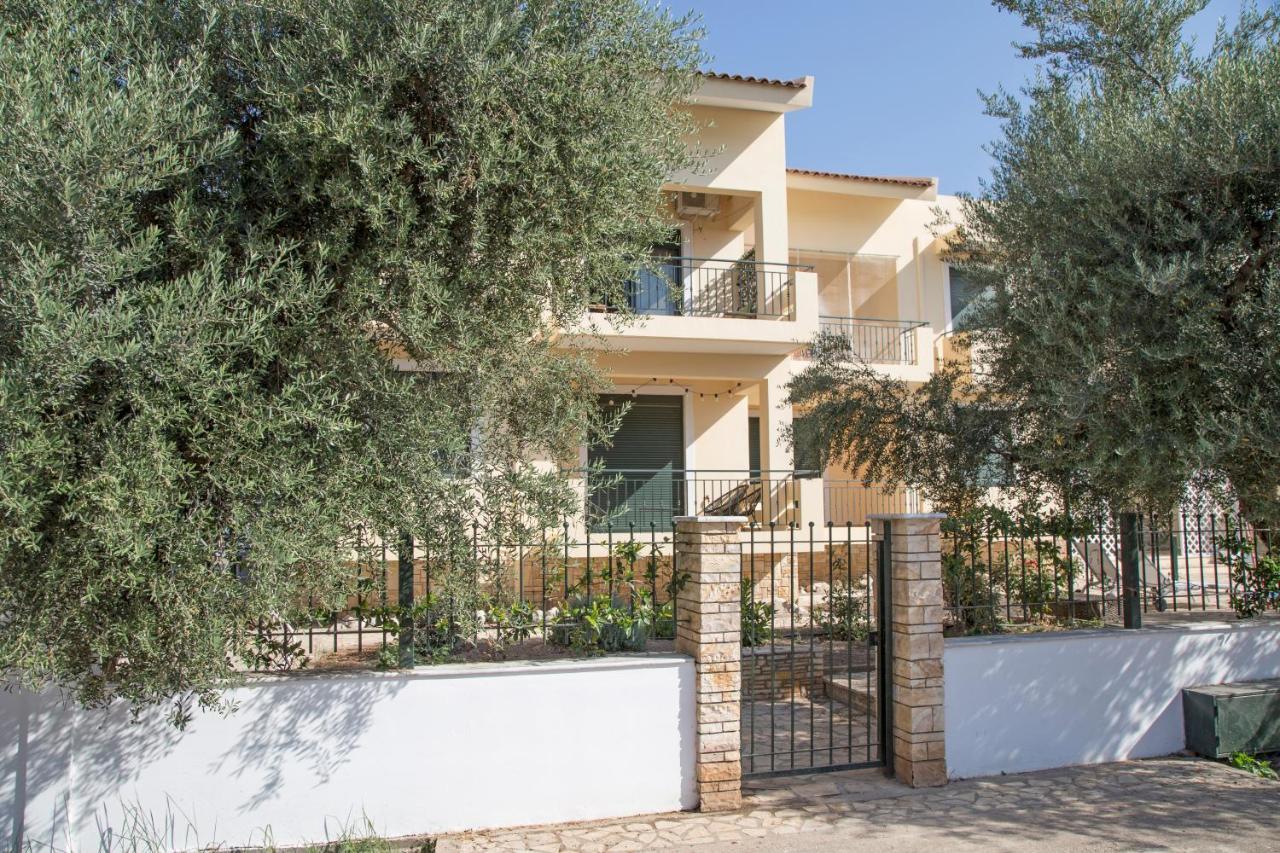 Oliva Holiday Homes Dhiyeliotika Exterior foto