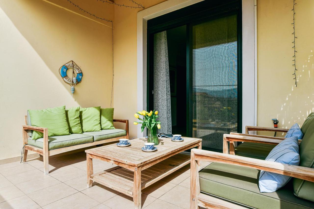 Oliva Holiday Homes Dhiyeliotika Exterior foto
